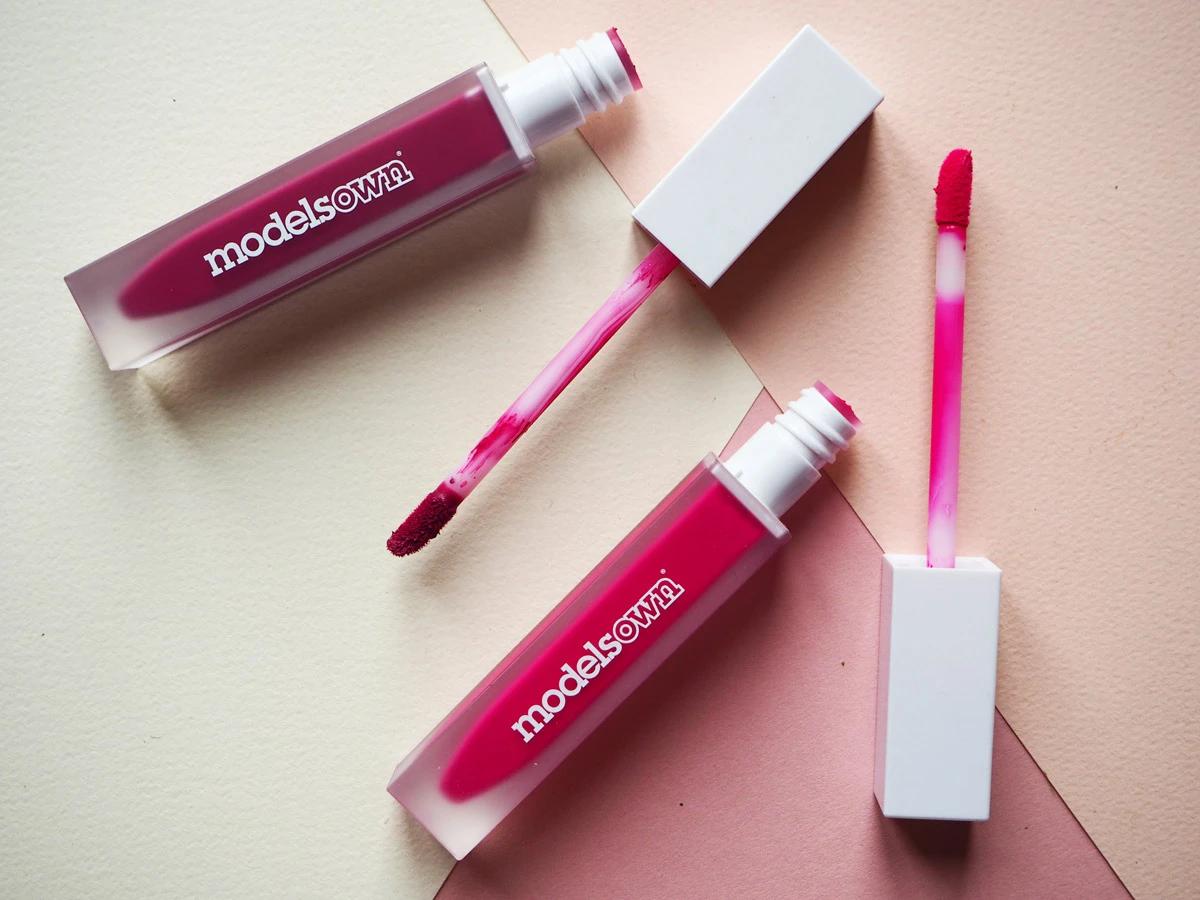right lipstick